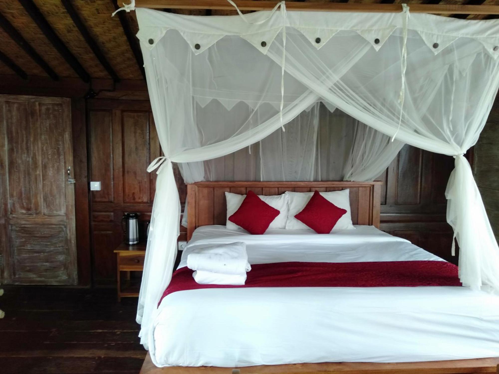 D'Ume Bendoel Homestay จาตีลูวีห์ ห้อง รูปภาพ